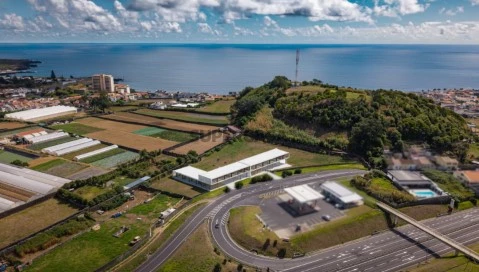 Terreno Urbanizável em São Roque, Ponta Delgada