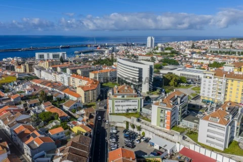 公寓 3 卧室 在 Rua das Laranjeiras, São Pedro, Ponta Delgada