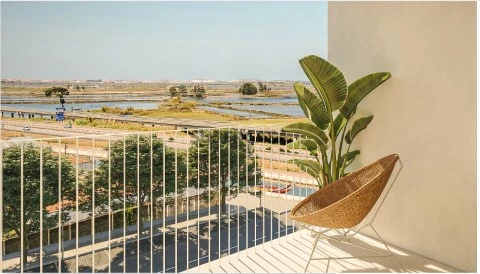 Apartamento T2 com terraço e jardim - Cais de São Roque / Aveiro