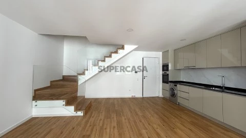 Fantástico Apartamento T2 Duplex em Plena Zona Histórica de Aveiro
