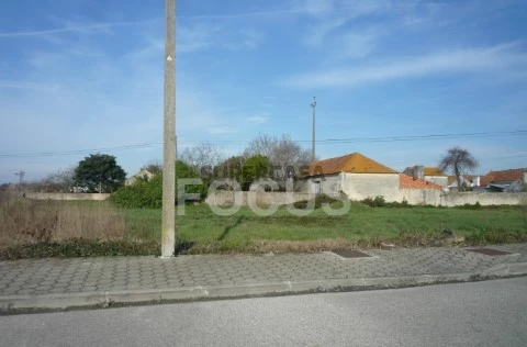 Lote para construção - Aradas