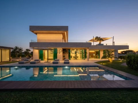 Moradia T4 Contemporânea em Construção | Quinta do Perú Golf & Country Club 1