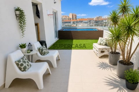 Apartamento T4 em Alto do Seixalinho, Santo André e Verderena, Barreiro