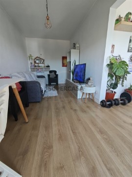 Apartamento T3 Baixa da Banheira e Vale da Amoreira, Moita
