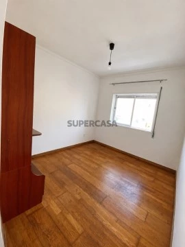FCE6571C-F50A-458D-AB95-26AF4863D8FD - média