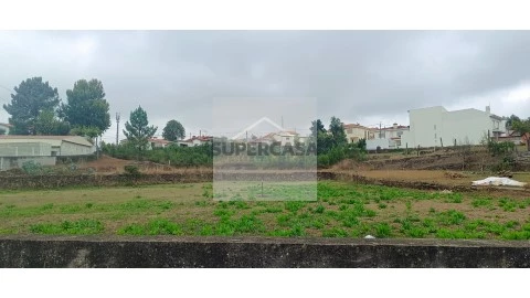 Terreno em Gandra, Paredes