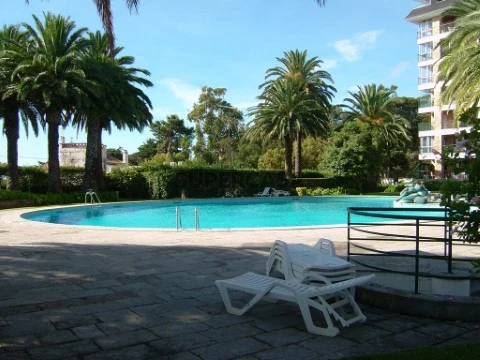 Schwimmbad und Garten