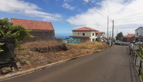 Estrada de Acesso