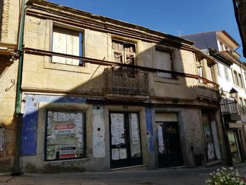 Gebouw Op Viseu, Viseu