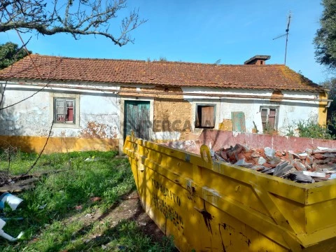 Moradia T3 na Rua da Quinta de Cardais, São João Baptista e Santa Maria dos Olivais, Tomar