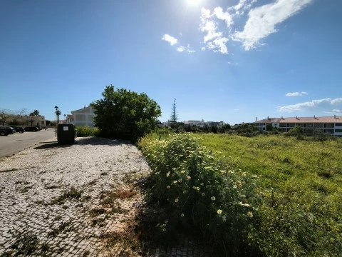 Oportunidade Terreno com potencial de construção