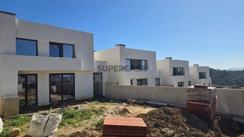 Moradia, A Casa das Casas