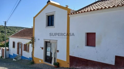 Moradia, A Casa das Casas