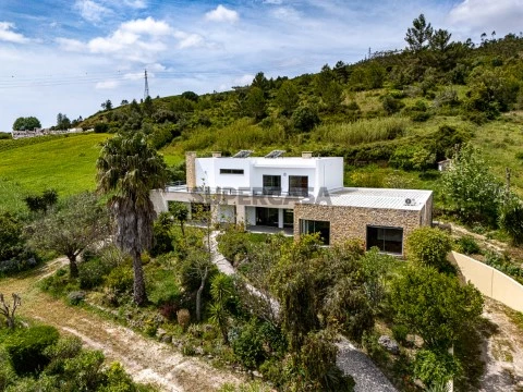 Exterior - Moradia, A Casa das Casas