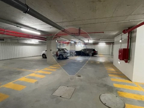 Garagem em Misericórdia, Lisboa
