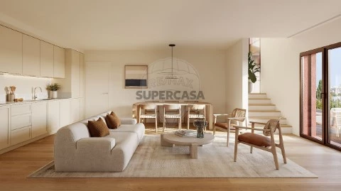 Duplex T3 em Almada, Cova da Piedade, Pragal e Cacilhas, Almada