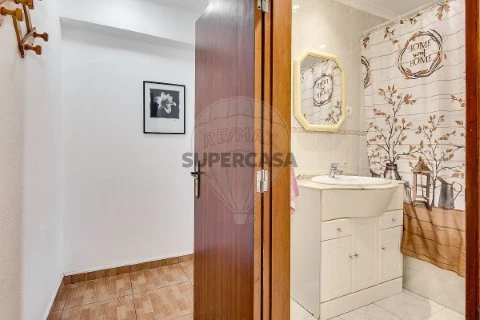 Apartamento T3 em Charneca de Caparica e Sobreda, Almada