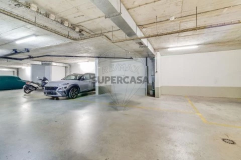 Garagem em Campolide, Lisboa