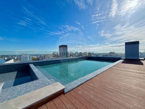 Apartamento T2 em Faro (Sé e São Pedro), Faro