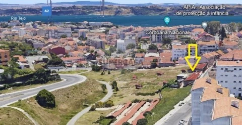 Terreno em Ajuda, Lisboa