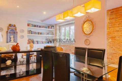 Apartamento T4 em São Vicente, Lisboa
