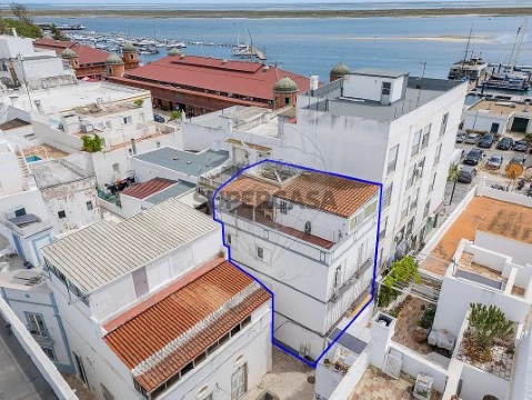 Prédio em Olhão, Olhão