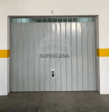 Garagem em Tavira (Santa Maria e Santiago), Tavira