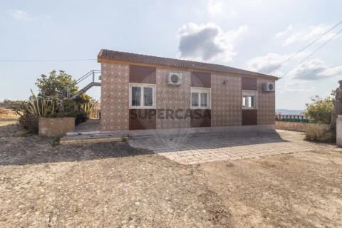 Moradia T2 em Santiago dos Velhos, Arruda dos Vinhos
