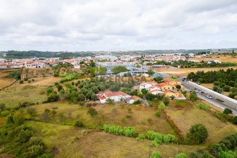 Moradia T4 em São João Baptista e Santa Maria dos Olivais, Tomar