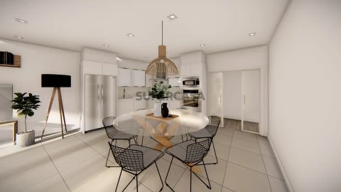 Apartamento T2 com piscina na zona baixa da cidade da Covilhã