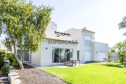 2 bedroom house in private condominium, Carvoeiro, Lagoa