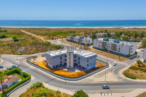 3 Bedroom Apartment with sea view and pool for sale by the beach in Lagos