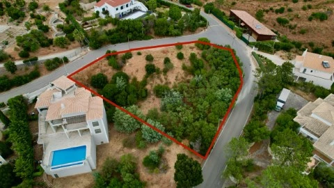 Terreno para construção de vivenda, com vista mar - Caldas de Monchique