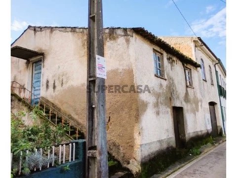 Casa para reabilitar com terreno - Rio de Vide -Miranda do Corvo