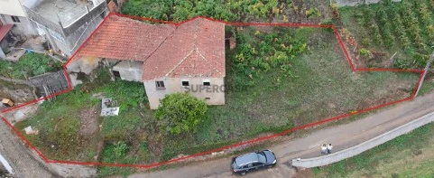 Moradia para recuperar- 17 Km Coimbra