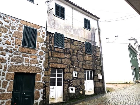 Moradia em Tábua - Candosa