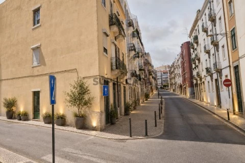Fachada de Predio para remodelar criado com IA