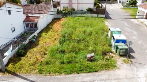 Lote de Terreno - Capuchos