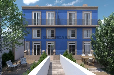 Villa avec jardin dans petit palais entièrement reconstruit