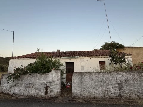 Moradia T4 em Ameixial, Loulé