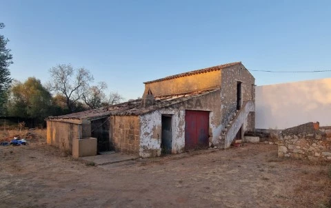 Moradia para Reconstrução nos Arredores de Faro ERA IMOBILIARIA FARO