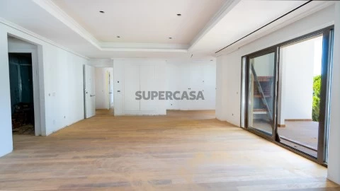 Apartamento T3 a poucos metros da Praia da Falésia, Algarve