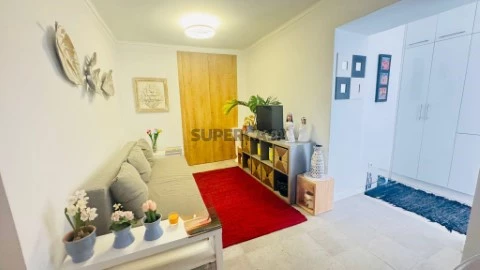 Apartamento T2 em Arroios, Lisboa