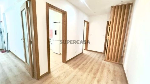 Apartment 2 Zimmer auf Mina de Água, Amadora
