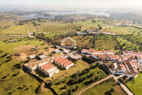 Terreno na Rua de Castela, Alqueva, Portel