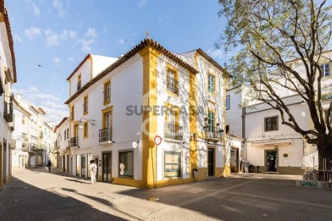 Moradia T1 em Évora (São Mamede, Sé, São Pedro e Santo Antão), Évora