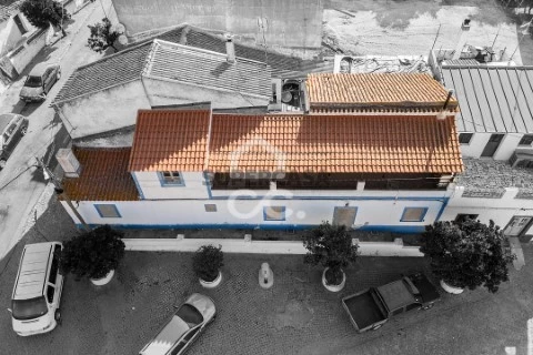 Moradia T5 em Mourão, Mourão