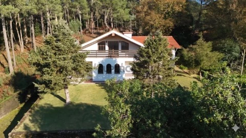 Moradia em Argela
