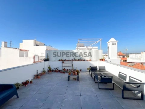 Penthouse T1 Para venda no centro de Portimão