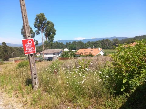 Lote em Antas - Esposende